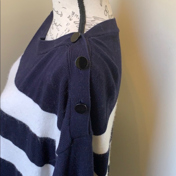 LOFT Sweater - Picture 2 of 6